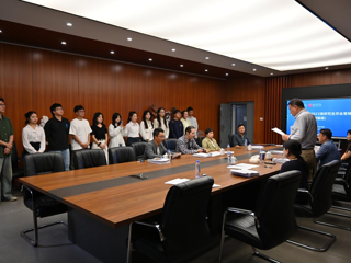 【造院新闻】m88在线客服顺利完成2025届硕士研究生学位（毕业）论文答辩工作